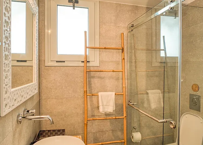 Santa Maria فندق 3*